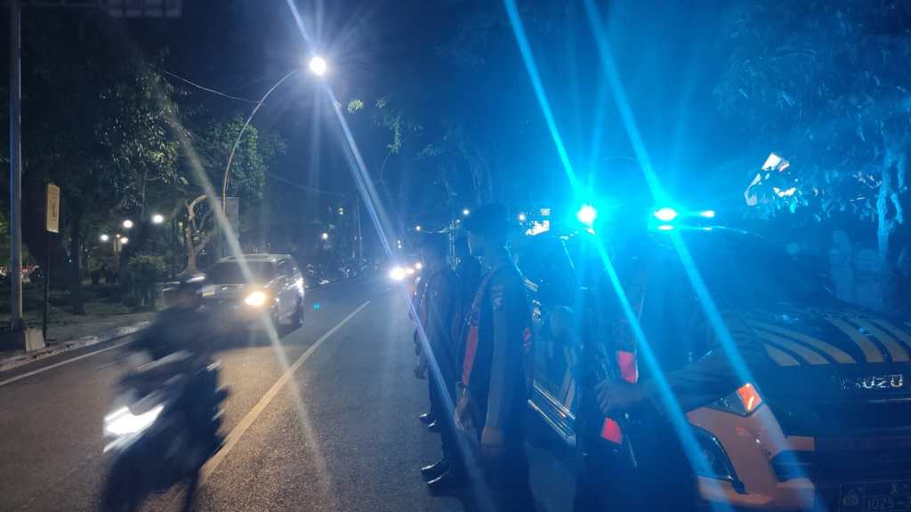 Blue Light Patrol Polres Gresik: Meningkatkan Keamanan&nbsp;Masyarakat