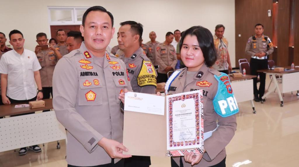 Bripda Mirabell Polwan Polres Gresik Dengan Segudang&nbsp;Prestasi