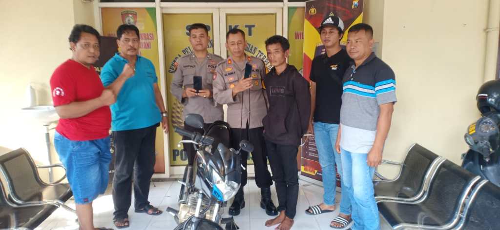 Polsek Benjeng Gresik Amankan Jambret Gasak&nbsp;iPhone
