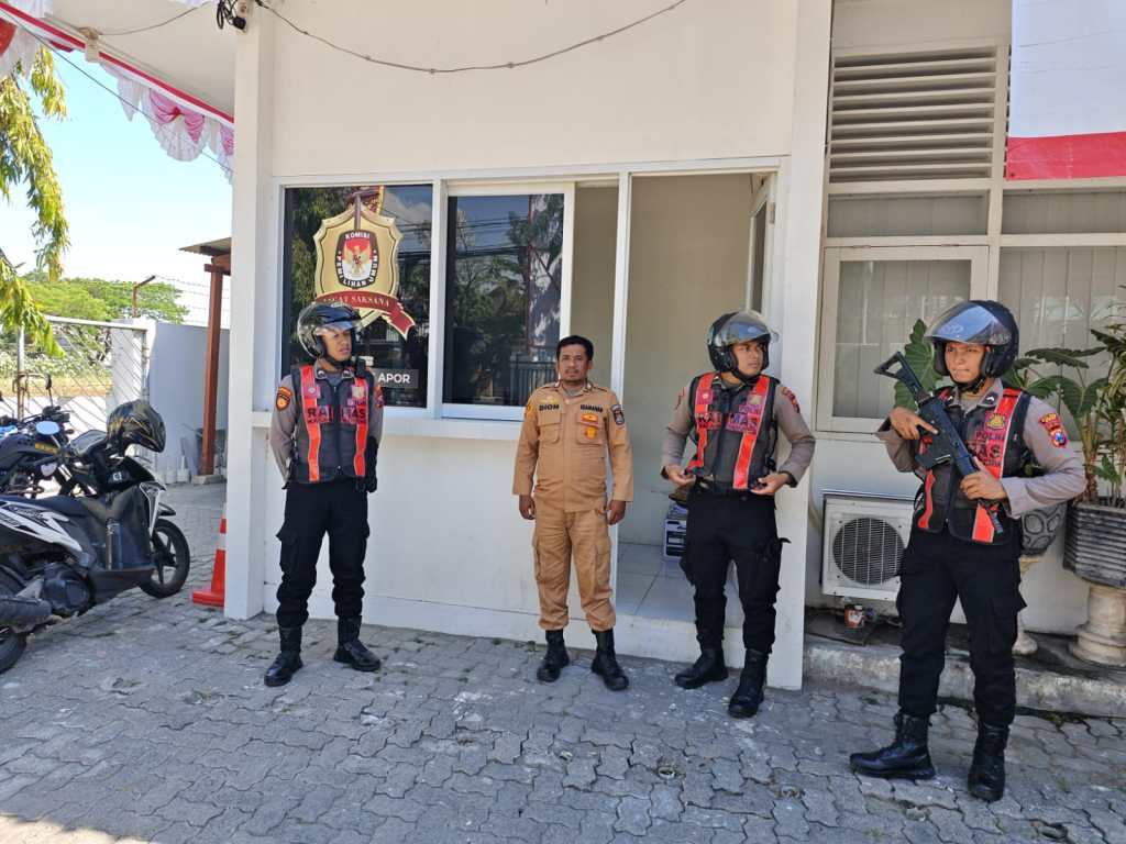 Wujudkan Kondusifitas Jelang Pilkada 2024, Polres Gresik Gencarkan&nbsp;Patroli