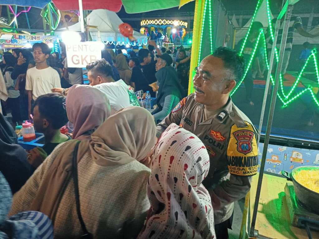 Layanan Prima ke Masyarakat, Polres Gresik Gelar Pengamanan Tradisi Rebo Wekasan di Desa&nbsp;Suci